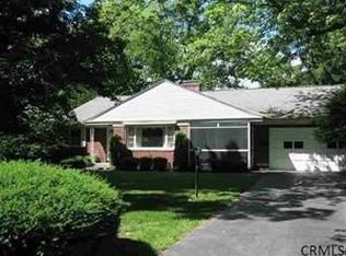 32 Willo Ln, Loudonville, NY 12211
