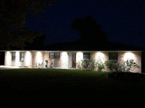 2nd image of 118 Country Club Ter