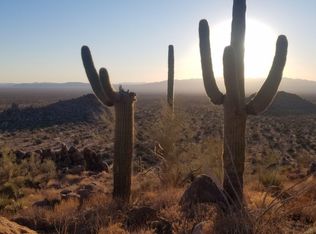 3300 E Box Canyon Dr, Yucca, AZ 86438