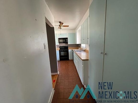 5th image of 1015 Pinon Ln
