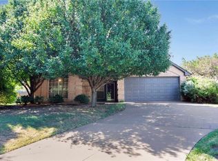 110 Pleasant Wood Cir, Weatherford, TX 76086