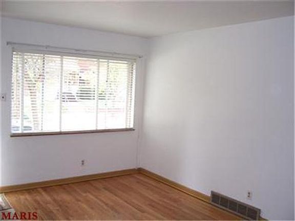 4th image of 6705-6707 Vermont Ave