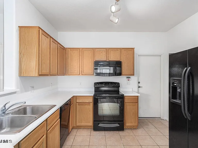 1350 S Greenfield Rd #1053 — Photo 4