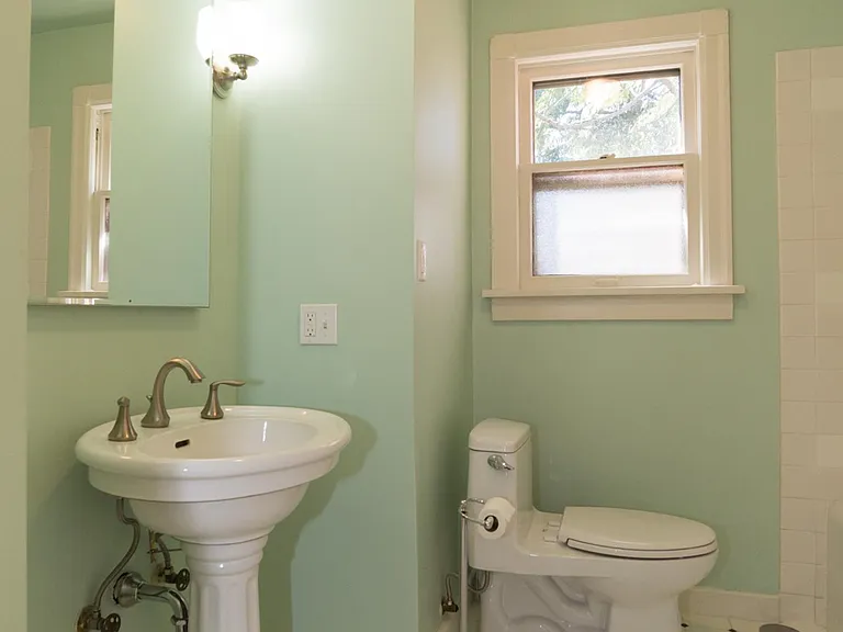 721 W Florentia Pl — Photo 16