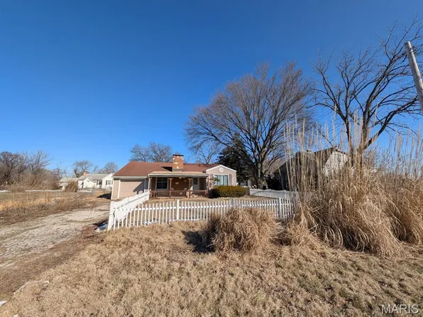 315 S Belt W, Belleville, IL 62220