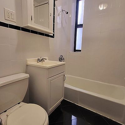 5th image of 345 W 85th St APT 3