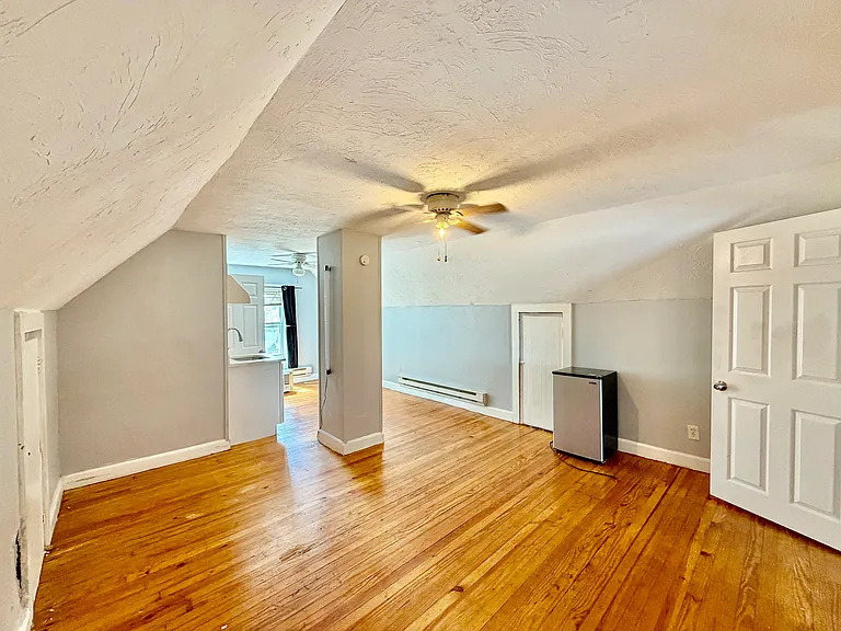 32 Stedman Ave #B1 — Photo 23