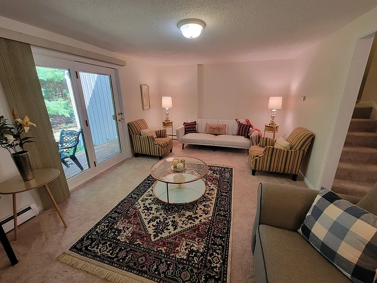 162 Ayer Rd #F — Photo 2