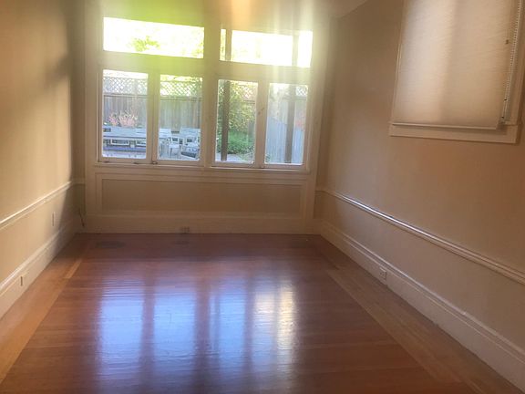 3rd image of 1136 Cole St