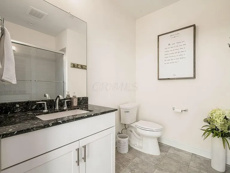 250 Spring St #713 — Photo 17