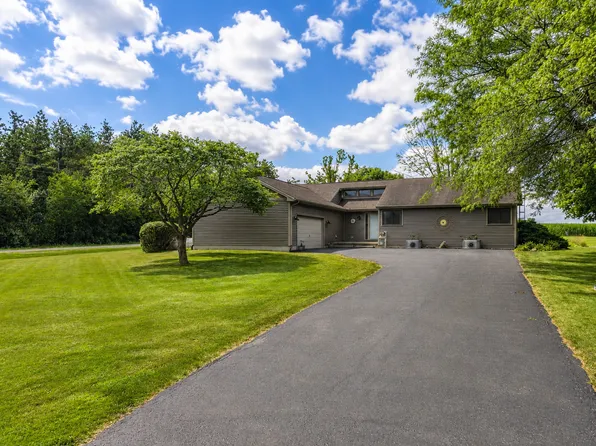 1396 N 1789th Rd, Streator, IL 61364