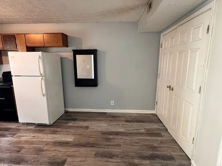 519 E Kentucky St #103 — Photo 1