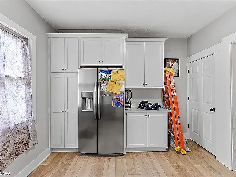 9615 Larnder Ave — Photo 5