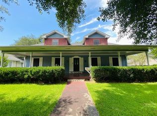 312 Avenue D, Port Neches, TX 77651