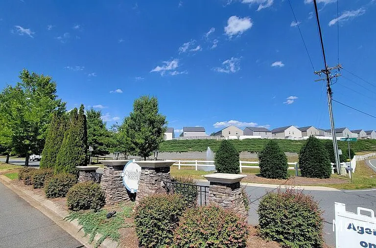 6801 Capstone Ct — Photo 8