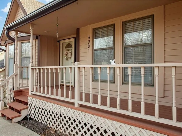 4201 NW 64th Pl, Kansas City, MO 64151