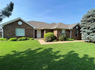 312 Elkview Dr, Elk City, OK 73644