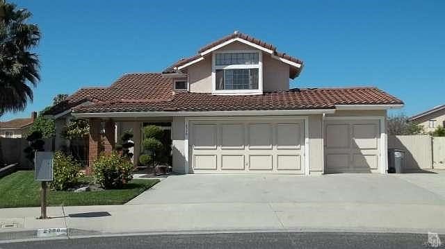 Beautiful Cul-De-Sac home with 3 bedrooms, 3 baths, step-down living room with vaulted ceilings, formal dining area, family room with fireplace, downstairs office that could easily be the 4th bedroom and SO MUCH MORE!  Huge back yard, covered patio and im