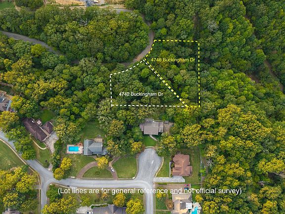 4th image of 4742 Buckingham Dr