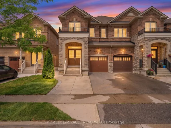 34 Washburn Rd, Brampton, ON L6P 3V6
