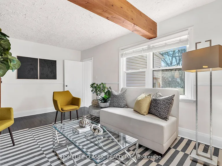 54 S Woodrow Blvd — Photo 9