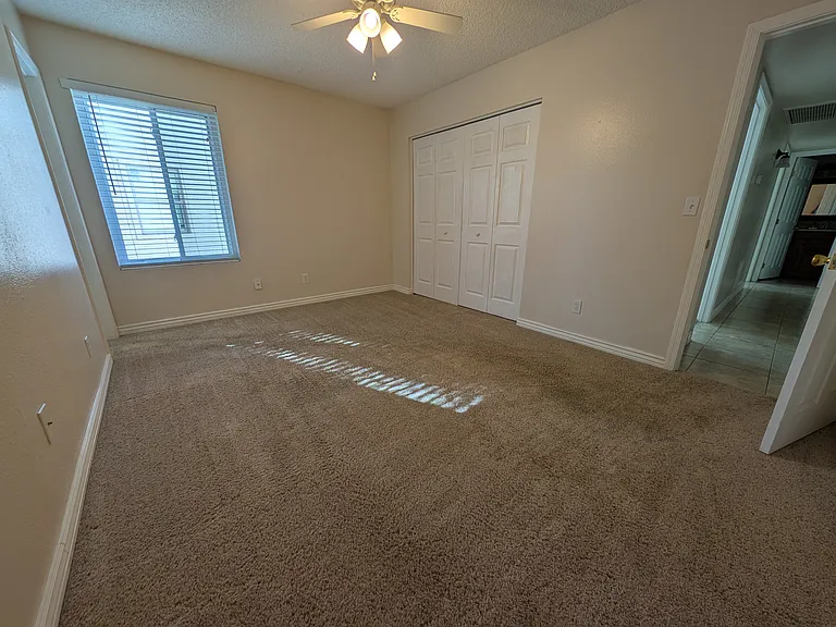 727 S Hartford St #203 — Photo 8