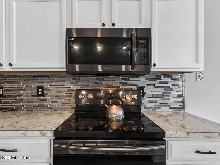 10842 Lydia Estates Dr — Photo 20