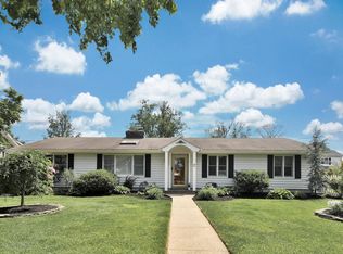 27 Washington Ave, Rumson, NJ 07760