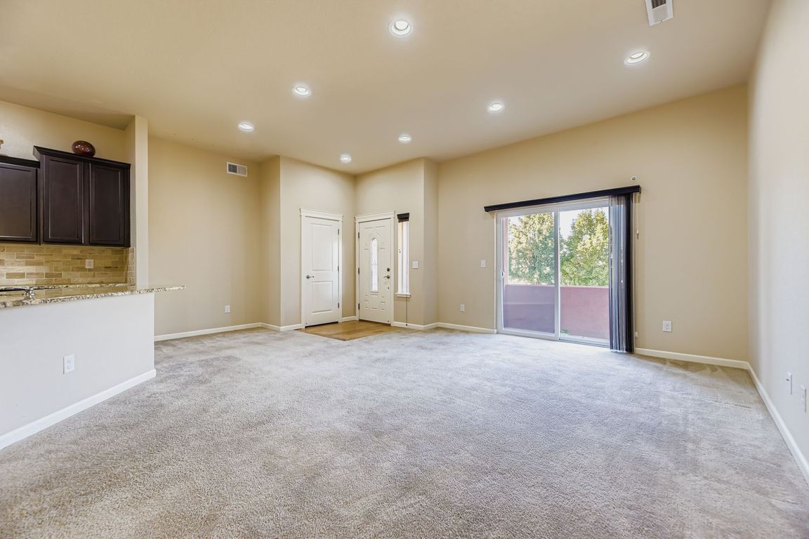 next background image