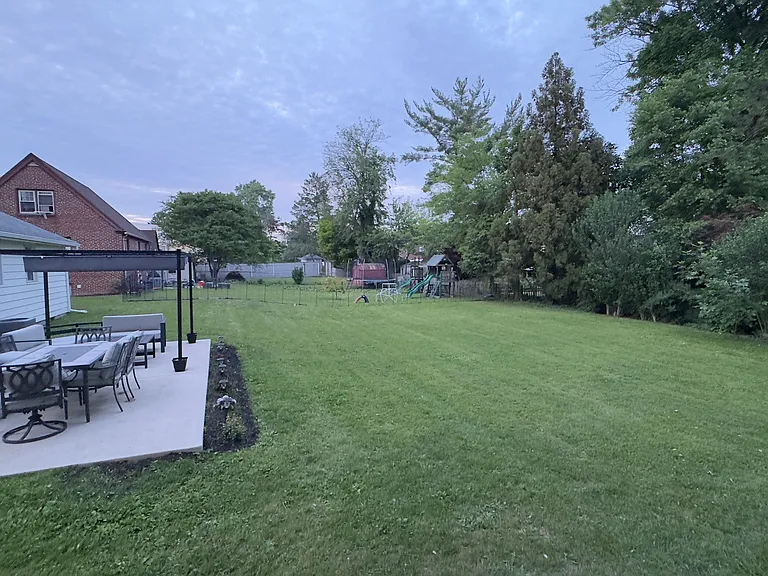109 Connecticut Ave — Photo 15