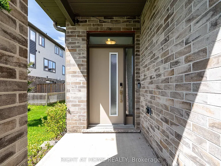 2060 Meadowgate Blvd #10 — Photo 4
