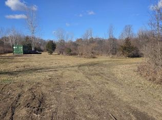 11315 N Great Barrington Dr, Holly, MI 48442