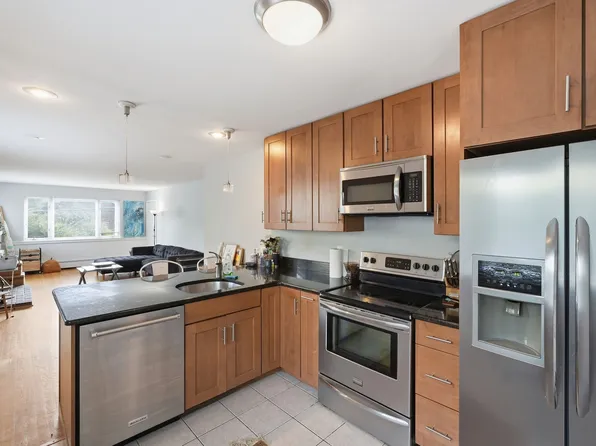 1104 S Cleveland St #1, Arlington, VA 22204