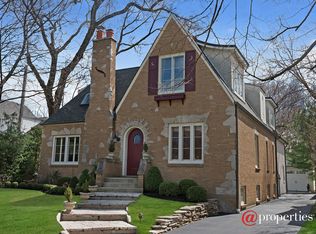 1935 Kenilworth Ave, Wilmette, IL 60091