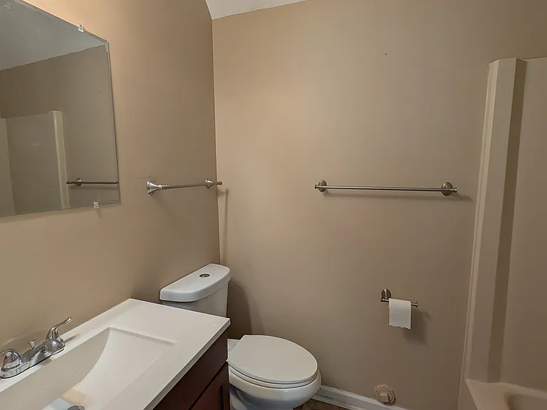 Lower level full bath Side A (Side B similar)