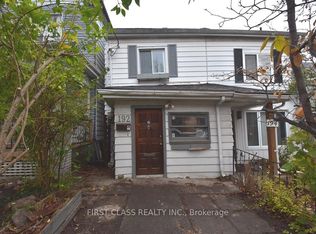 192 Major St #C01, Toronto, ON M5S 2L3
