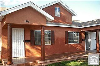 1st image of 1053 W 61st St