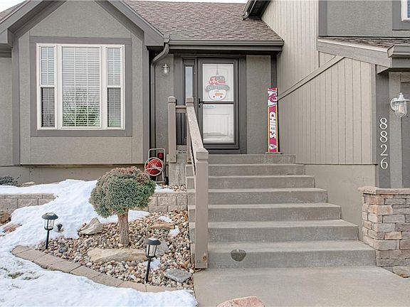 3rd image of 8826 N Mersington Ave