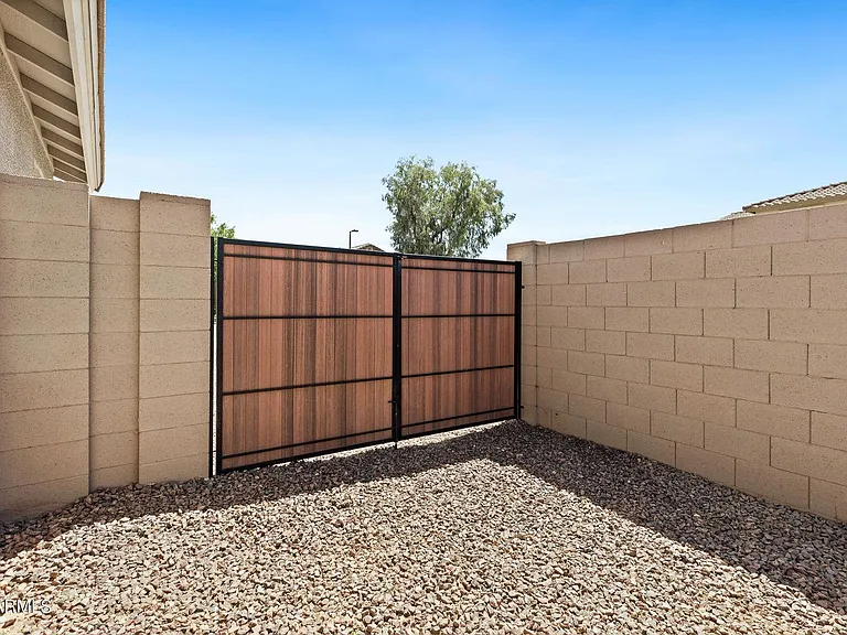 11184 E Wallflower Ln — Photo 24