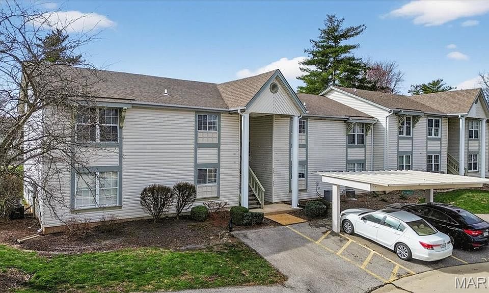 1st image of 761 Sugar Glen Dr Unit 5