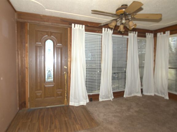 4th image of 441 Lazy Acres Cir