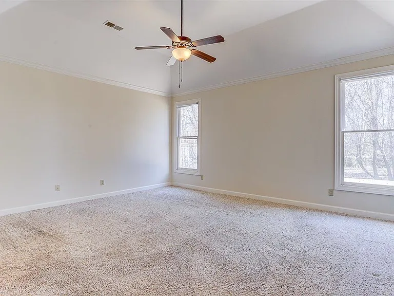 1690 Totty Ln — Photo 21