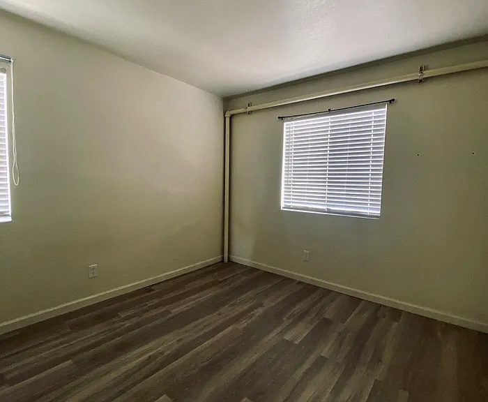 1701 N Park Ave #17 — Photo 9