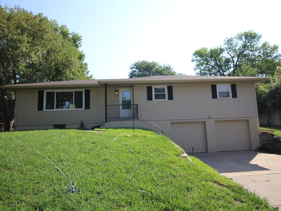1st image of 3357 S 108th St