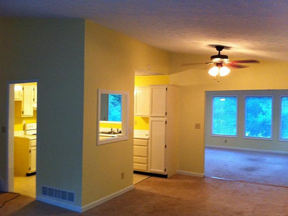 4th image of 2635 Big Oaks Dr SW