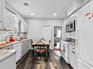 16 Decatur St #2, Worcester, MA 01610