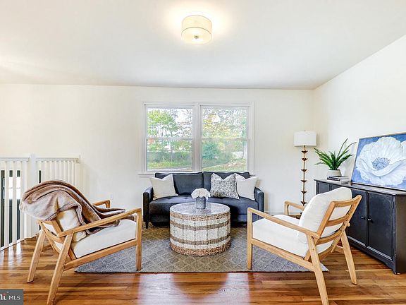 4th image of 17 Lightcap Rd