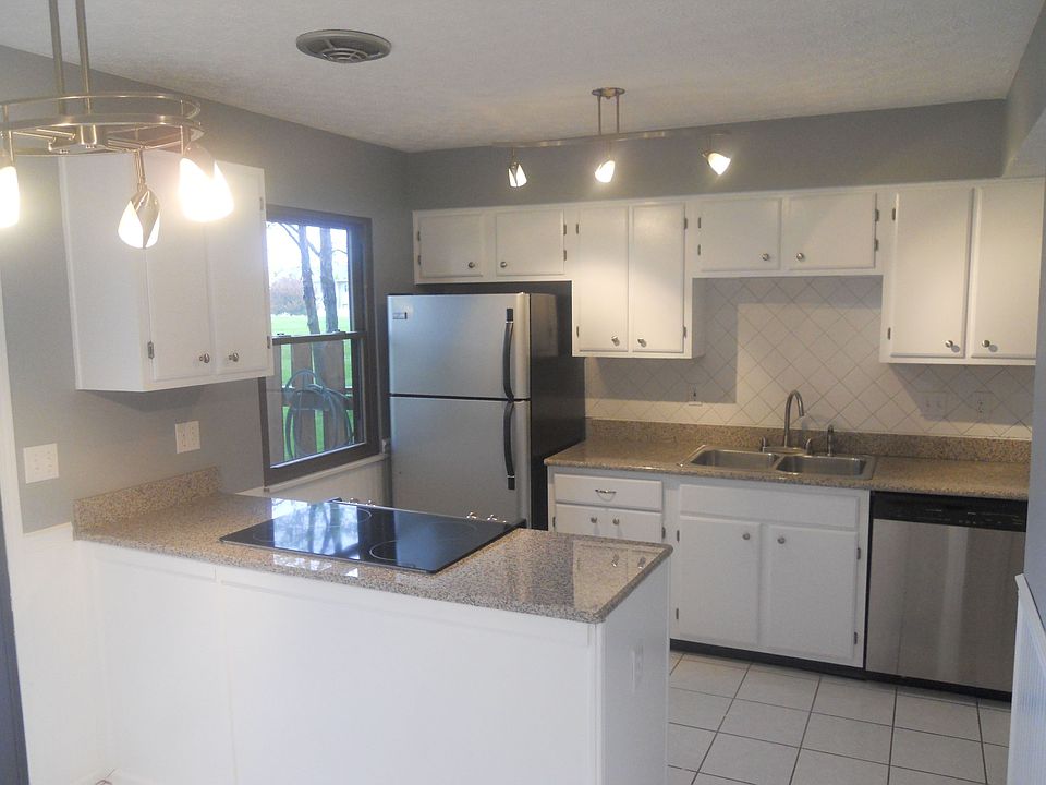 1st image of 600 Mawyer Dr