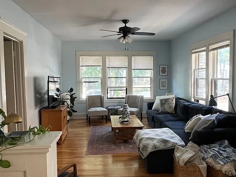 2409 Fremont Ave S — Photo 1