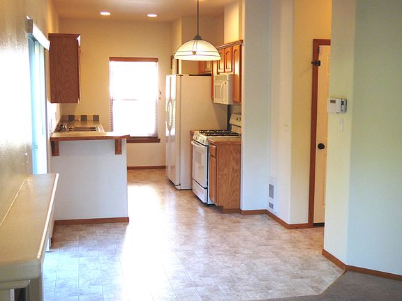 2nd image of 10669 NE Kingston Meadow Cir